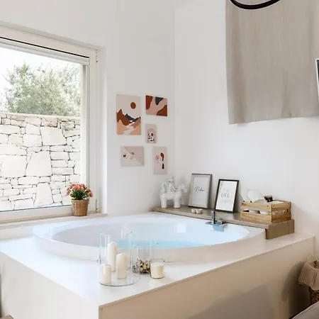 Mandorlocarrubo'S Suite Ostuni Exterior photo